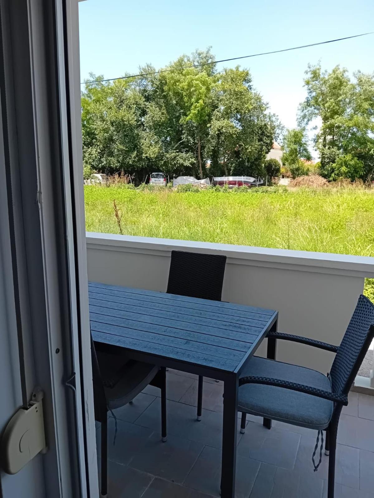 Apartments Toka Петрчане Экстерьер фото